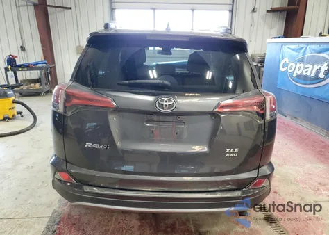 2018 Toyota Rav4 Adventure из США, поврежденный, VIN 2T3RFREV5JW845891